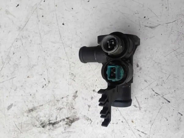 Durite d'eau courte avec capteurs OEM 4445888599 Audi 80 B4 image 2