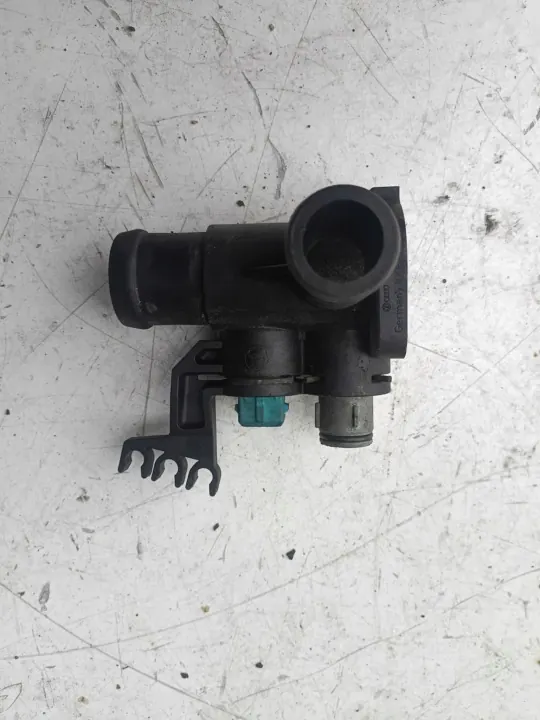 Durite d'eau courte avec capteurs OEM 4445888599 Audi 80 B4 image 3
