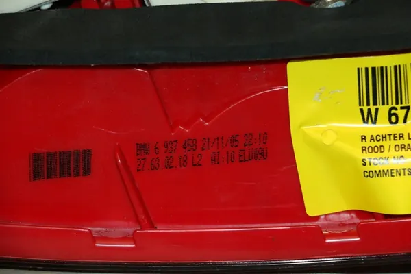 Luz trasera derecha BMW 3 E90 Sedan image 4