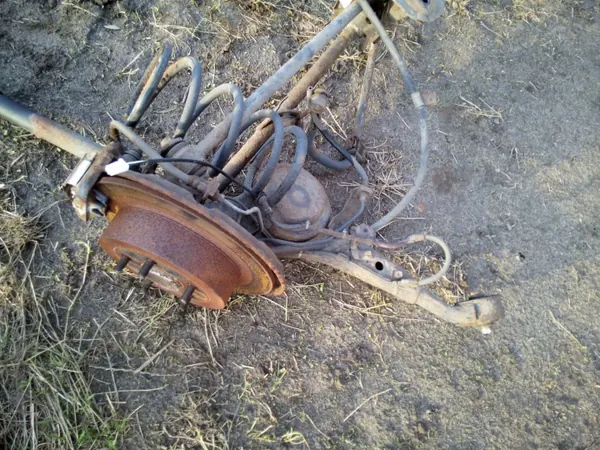 RAV4 II achterophanging OEM RAV4 II ZAWIESZENIE TYŁ image 6