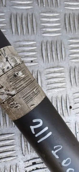 Framdrivningsaxel fram Mercedes W211 4x4 A2114106306 image 4