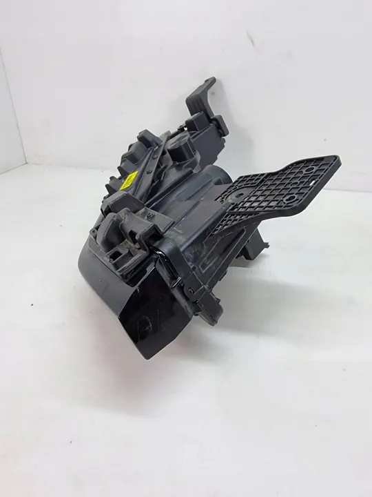Luz DRL Delantera SsangYong Torres EVX OEM 8320242000 image 4