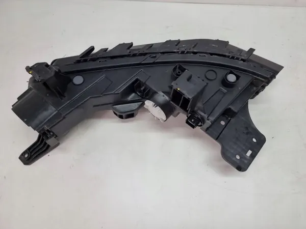 Luz DRL Delantera SsangYong Torres EVX OEM 8320242000 image 6