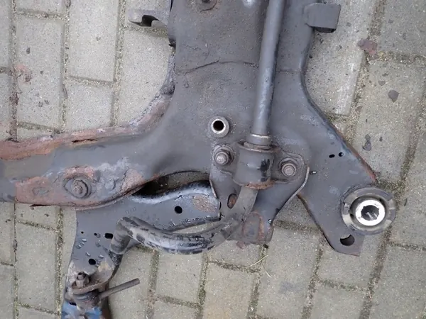 Travesaño SANKI para Ford Mondeo MK4 2.0 TDCI image 4