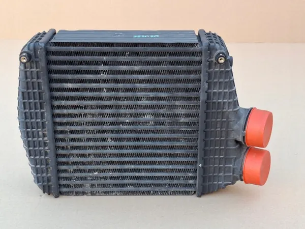 Intercooler Maserati OEM 670035636 SCS - Lado Esquerdo image 4