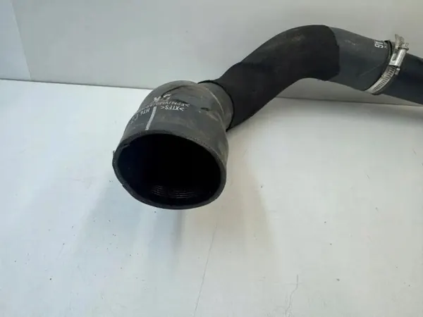 Intercoolerrör OEM 4M0145737AC för Audi Q7 3.0L Diesel image 3