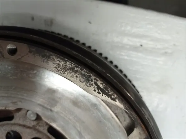 Kytkinlevy kaksoismassaväkä Citroen C5 Peugeot 607 image 3