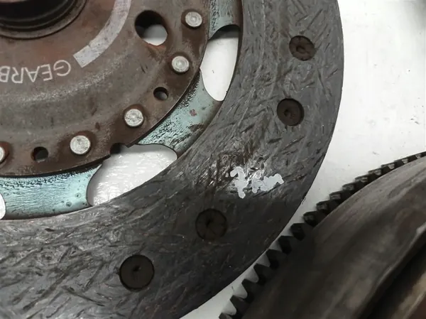 Kytkinlevy kaksoismassaväkä Citroen C5 Peugeot 607 image 7