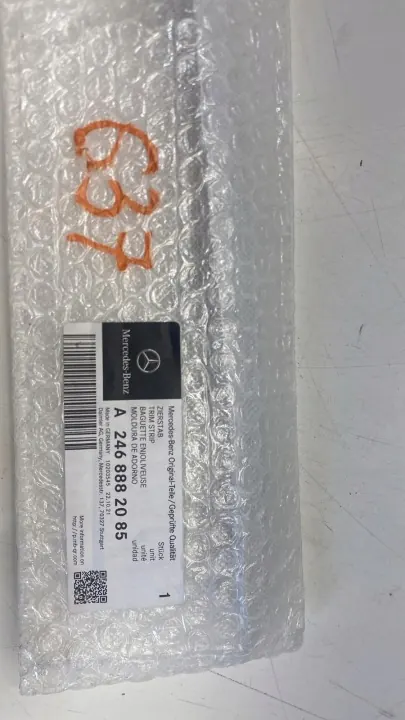Lista de grade Mercedes OEM A2468882085 - Usado image 3