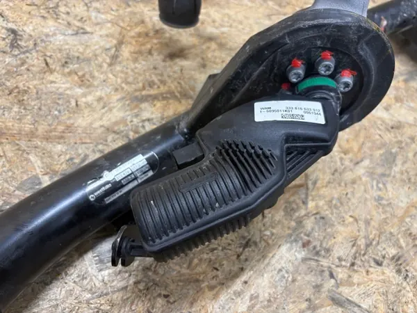 OEM A2473101200 Westfalia Peräkärkihaka Mercedes GLB:lle image 6