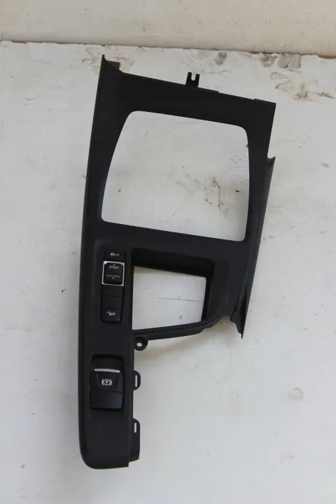 Tunnel frame BMW X1 F48 OEM 9388422 image 2