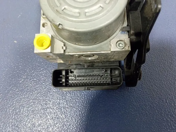 ABS-pump Kontroller 3Q0907379R för Passat B8 2.0 TDI image 8