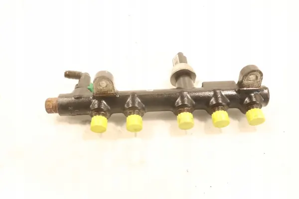 Carril de inyección Ford Mondeo 2.0 TDCi Diesel OEM 9674300080 image 2