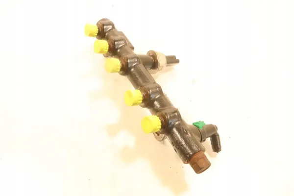 Carril de inyección Ford Mondeo 2.0 TDCi Diesel OEM 9674300080 image 4
