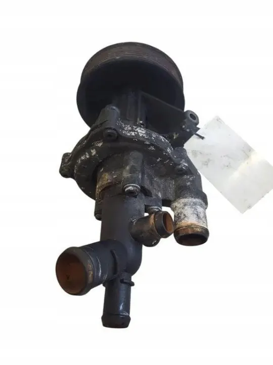 Pompe à eau OEM 2U1Q8509AA pour Ford Transit Fourgon image 3