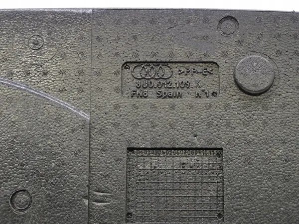 Styrofoam Infällning 8U0012109K för Bagage Audi Q3 8U image 7