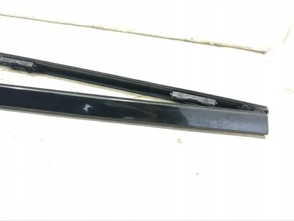 Barra de techo Mercedes-Benz EQS SUV OEM A2966901900 image 10