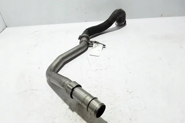 Oikea intercooler-putki RENAULT MASTER III 8201696115 image 2