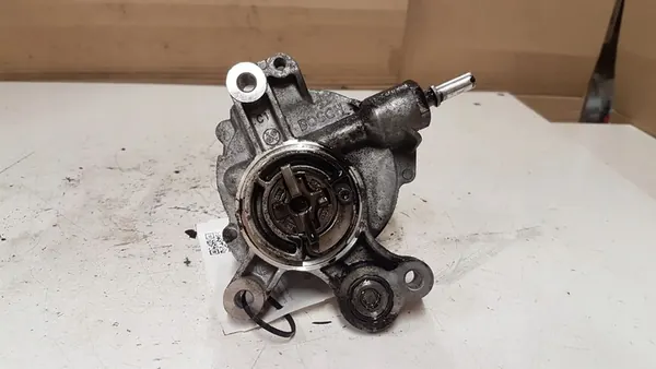 Bomba de vácuo CITROËN C5 II BREAK 2.0L diesel 2014 OEM 0905 image 2