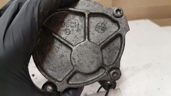 Bomba de vácuo CITROËN C5 II BREAK 2.0L diesel 2014 OEM 0905 image 3