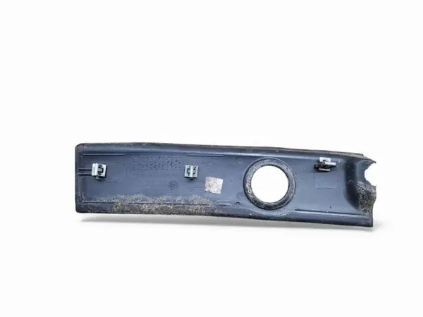 Chevrolet Suburban takavalaisinrunko OEM 84273589 image 5