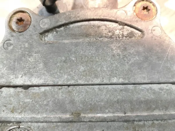 Bomba de vácuo Audi A6 C6 3.2 V6 image 4