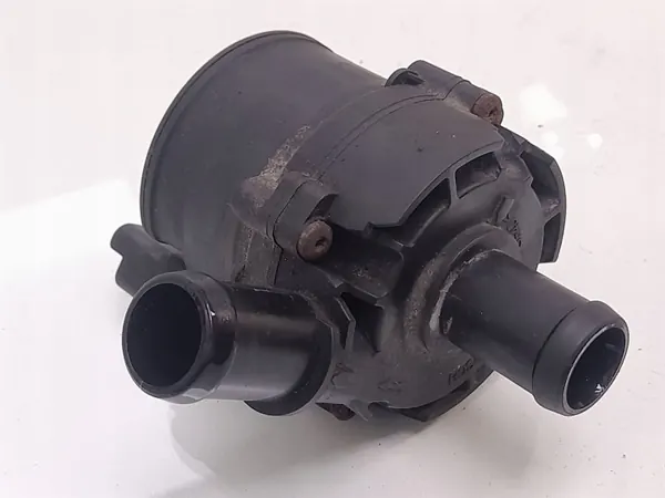 Pompe à eau Renault Scenic IV 1.9 DCI OEM 925164GA0A image 3