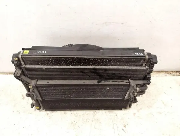 Radiador Maserati GHIBLI 2017 conjunto 670009820 image 2