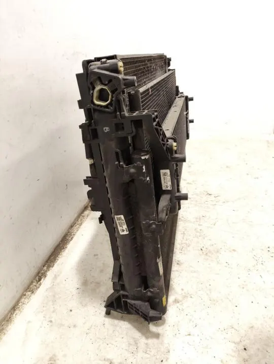 Radiador Maserati GHIBLI 2017 conjunto 670009820 image 4