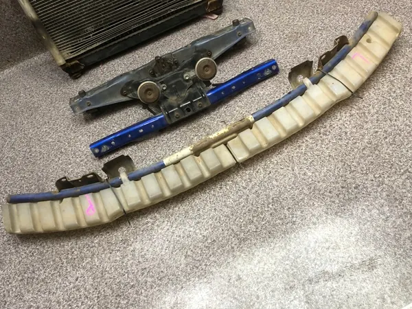 Grand Vitara II Kylarrubrik Fläktar Framsug 1.9 DDIS OEM 95310-64J00 image 4