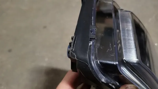 VW AMAROK 16 - 20 Farol de neblina direito image 3