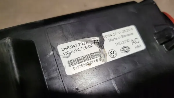 VW AMAROK 16 - 20 Farol de neblina direito image 4