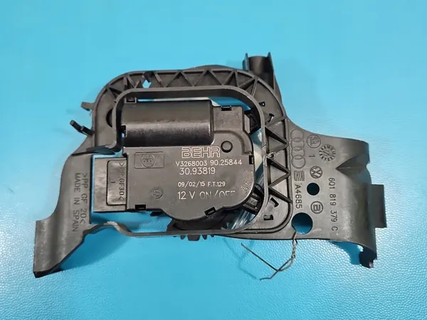 Lämmityspuhallinmoottori Skoda Fabia III image 2