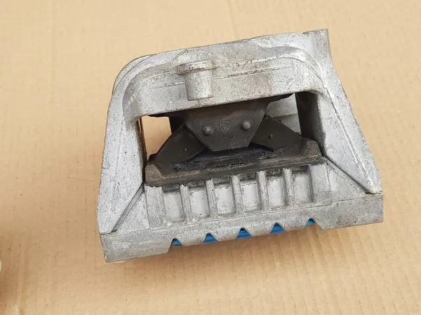 Set supporti motore e trasmissione 1.2 TSI TFSI CBZ - Audi A3 8P Golf VI image 7