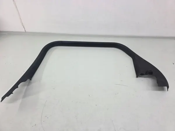 Takaikkunan lista oikea puoli OEM J8A225514AC image 2