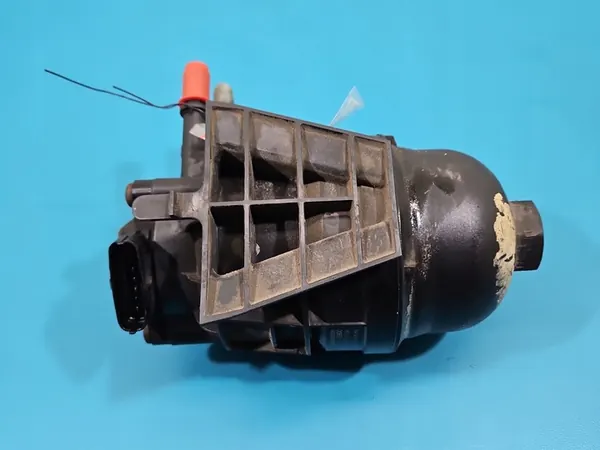 Boîtier de filtre à carburant Opel Astra V K 1221058S01 image 6