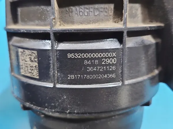 Boîtier de filtre à carburant Opel Astra V K 1221058S01 image 8