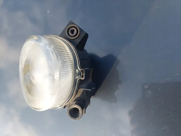 Farol Halógeno Direito + Conector Audi A4 B7 A3 8P 8E0941700C image 3