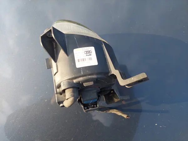 Farol Halógeno Direito + Conector Audi A4 B7 A3 8P 8E0941700C image 5