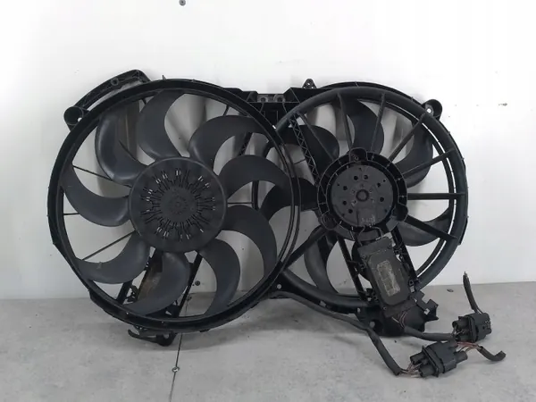 Kylarfläkt OEM 4F0121003K för Audi A6 C6 Begagnad image 2