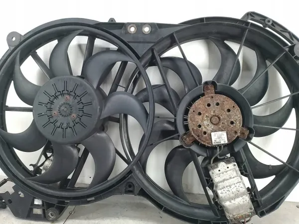 Kylarfläkt OEM 4F0121003K för Audi A6 C6 Begagnad image 6