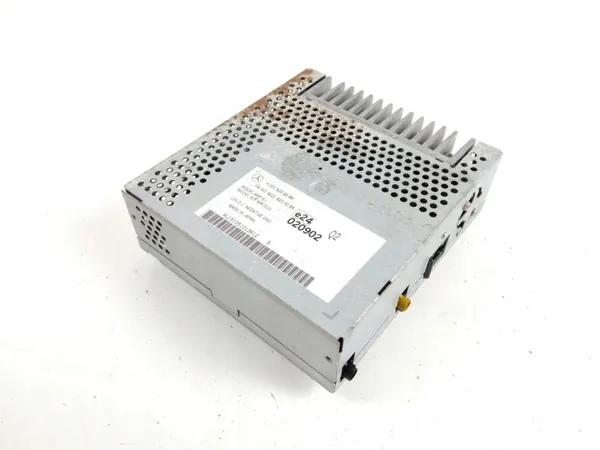 Mercedes Ljudförstärkare OEM A2218206689 Begagnad image 2