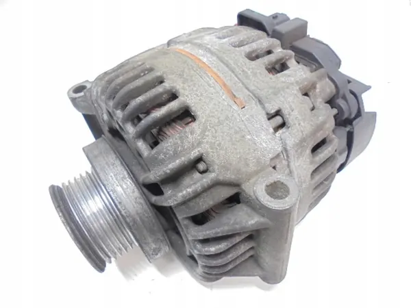 Vaihtovirtageneraattori Dacia 1.4 55KW OE 8200438148 image 3