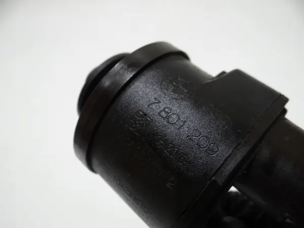 BMW OE 7801209 Brandstofverwarmer voor X5 E70 2012 image 4