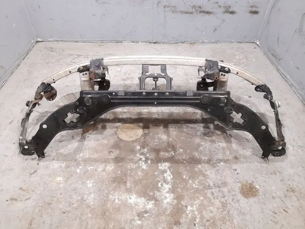 Mercedes-Benz E W211 Para-choque dianteiro 2004 image 5