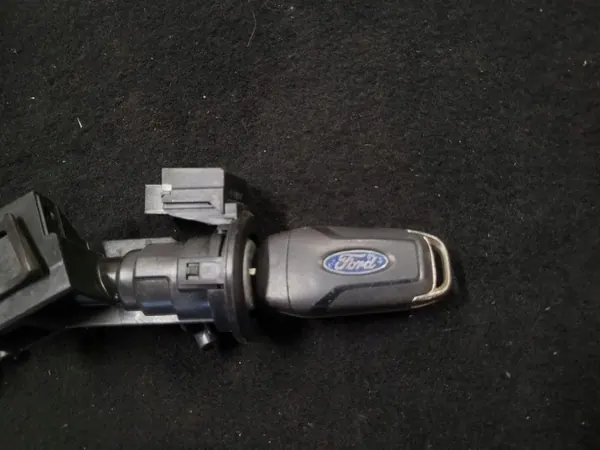 Interrupteur d'allumage Ford DG9C3F642 - Pièce OEM d'occasion image 6