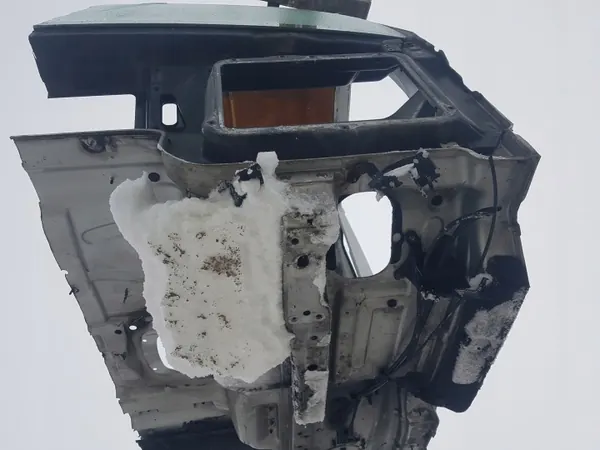 Painel lateral esquerdo cabine MAN TGS/TGL/TGM Euro 6 OEM image 3