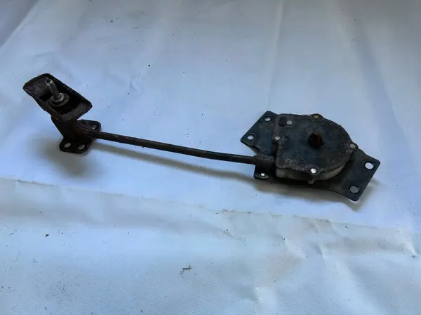 Treuil Roue de Secours KIA CARENS IV 1.7CRDI OEM image 2
