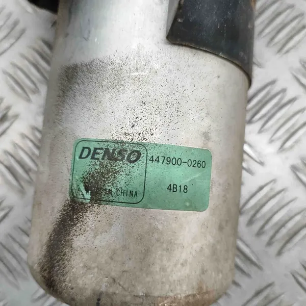 Secador AC Nissan OEM 4479000260 - Usado image 6