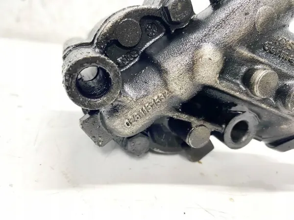 Pompe à huile OEM 026115153A pour Audi A4 1.9L 1995 image 4